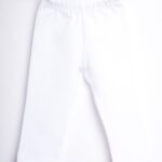 Białe legginsy