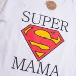 Koszulka damska biała standardowa rozmiar S z nadrukiem super mama