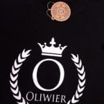 Koszulka czarna z krótkim rękawem rozmiar 164 Srebrny wieniec z imieniem Oliwier