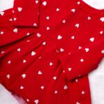 Czerwona sukienka niemowlęca w serduszka