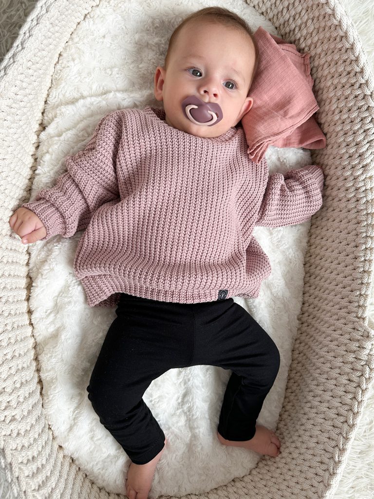 Sweter dziecięcy bawełniany brudny róż - obrazek 3