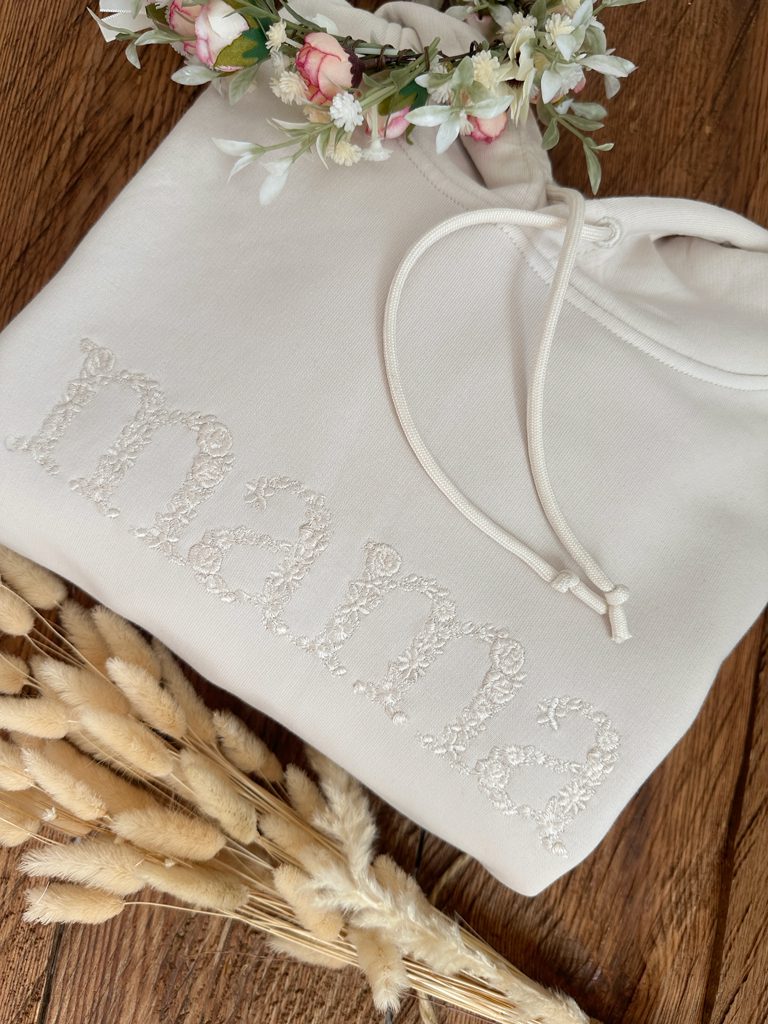 Bluza z kapturem jasny beż z haftem mama