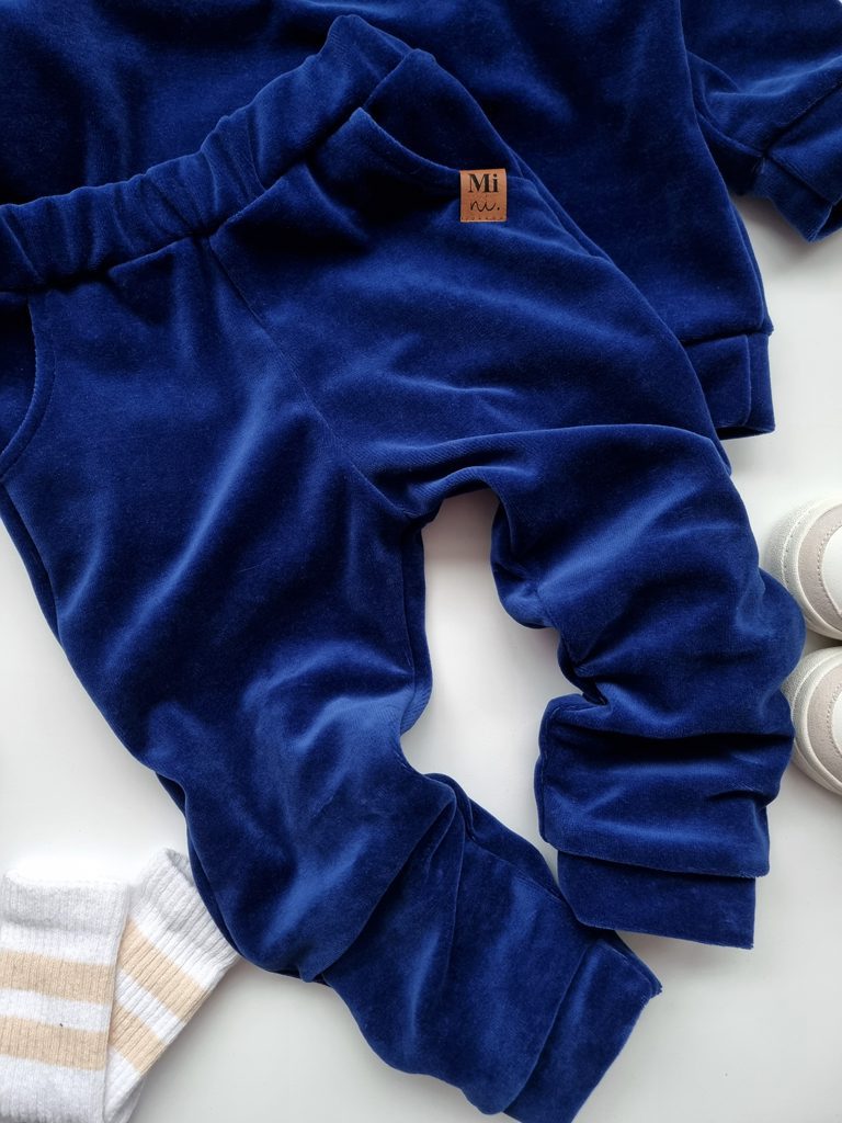 Dres welurowy dziecięcy szafir bluza + spodnie - obrazek 3