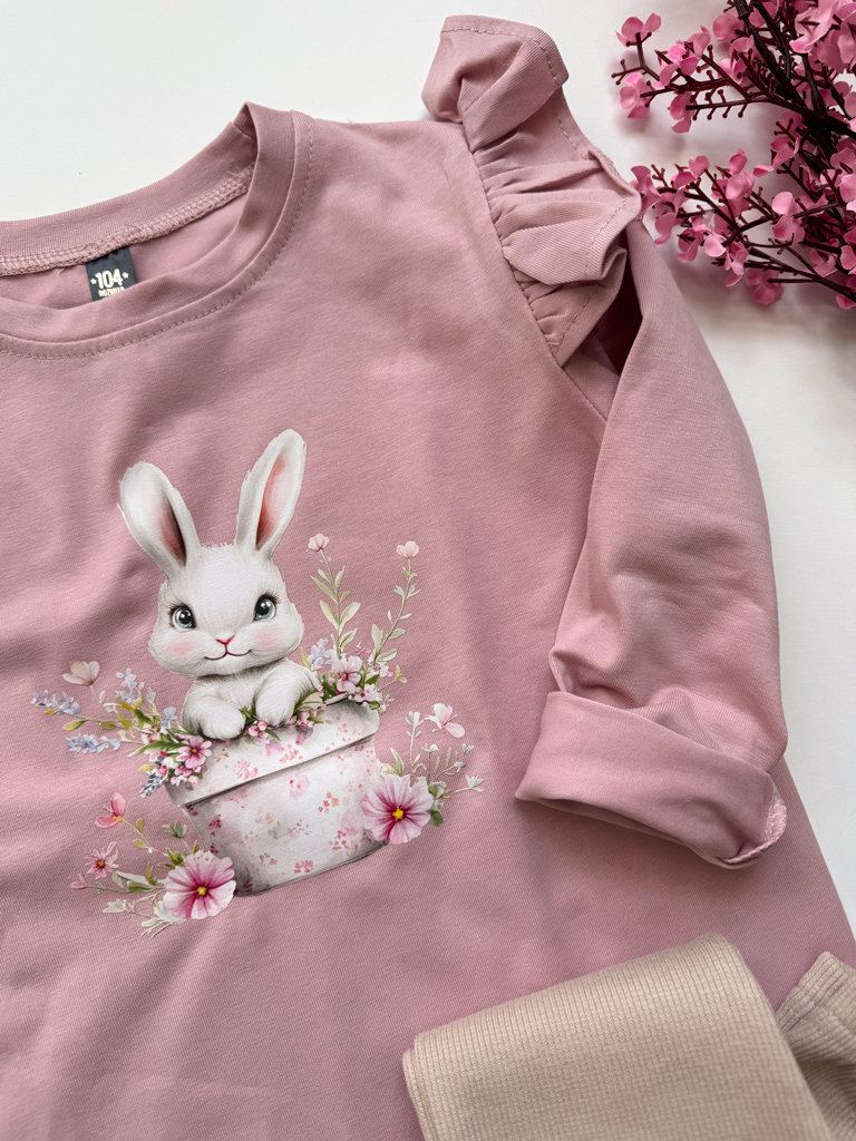 Koszulka z falbankami przy rękawach króliczek w kwiatowej doniczce