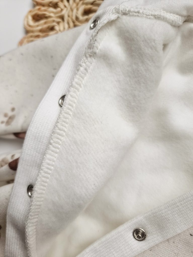 Kombinezon niemowlęcy z kapturem i uszkami brązowe misie - obrazek 6