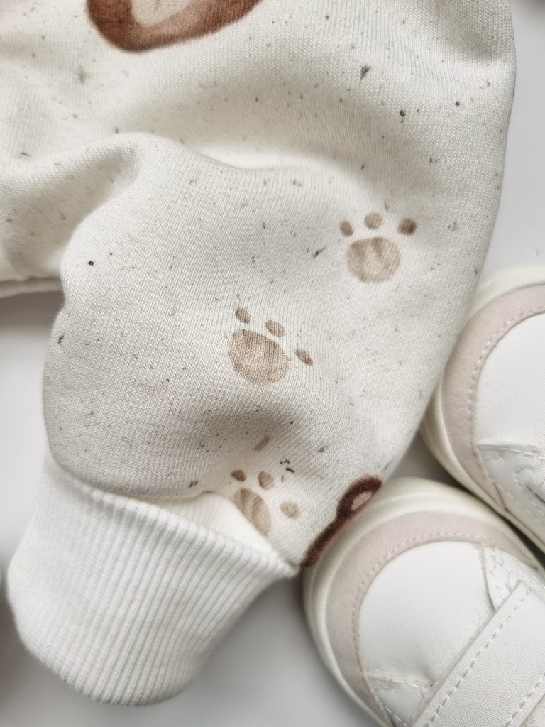 Kombinezon niemowlęcy z kapturem i uszkami brązowe misie - obrazek 5