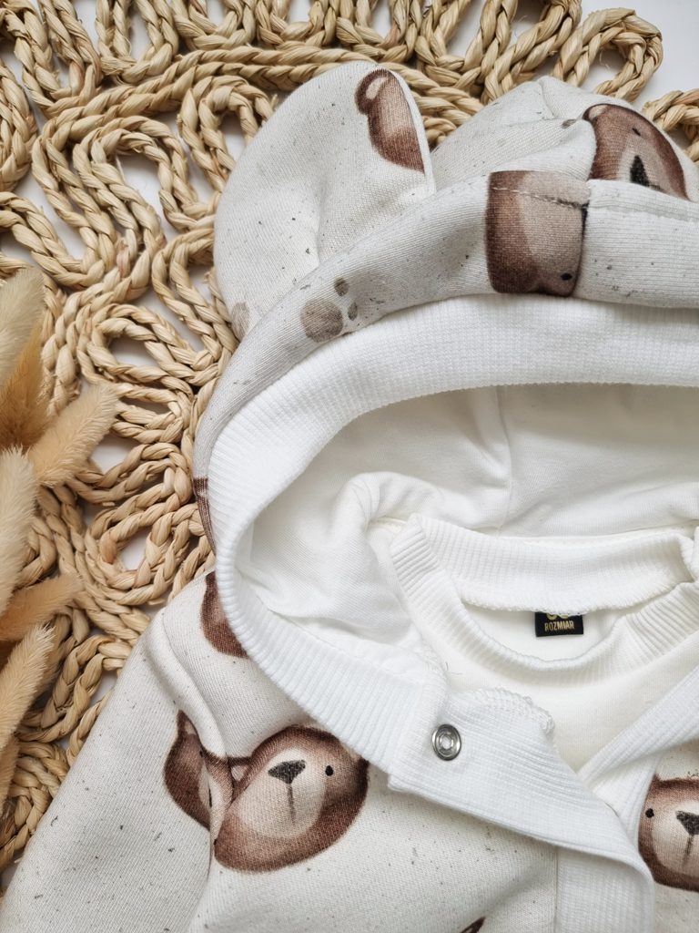 Kombinezon niemowlęcy z kapturem i uszkami brązowe misie - obrazek 3