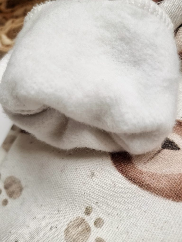 Kombinezon niemowlęcy z kapturem i uszkami brązowe misie - obrazek 4