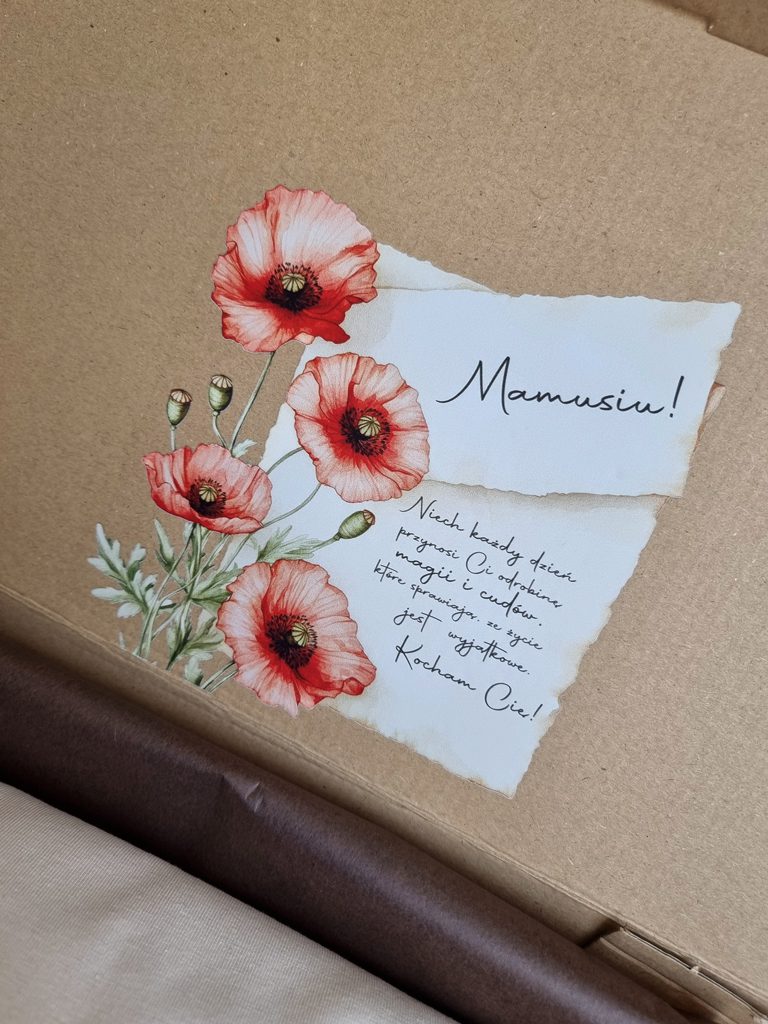 Pudełko na prezent dla mamy z nadrukiem maków + liścik - obrazek 4