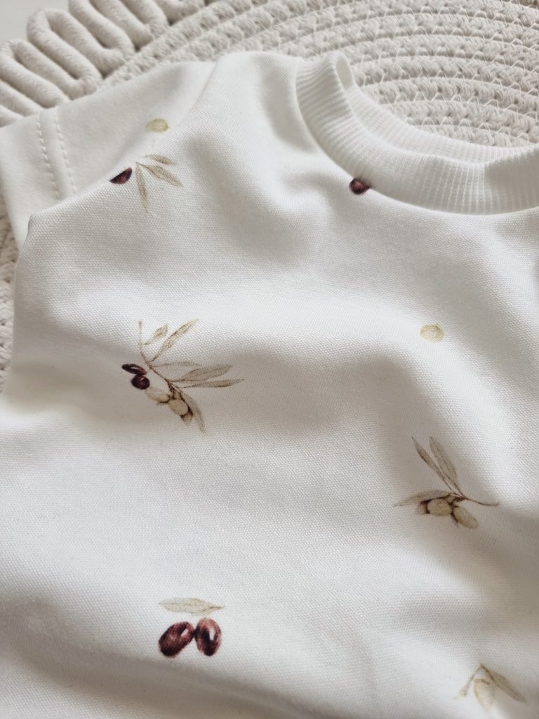 Body niemowlęce z krótkim rękawem oliwki - obrazek 3