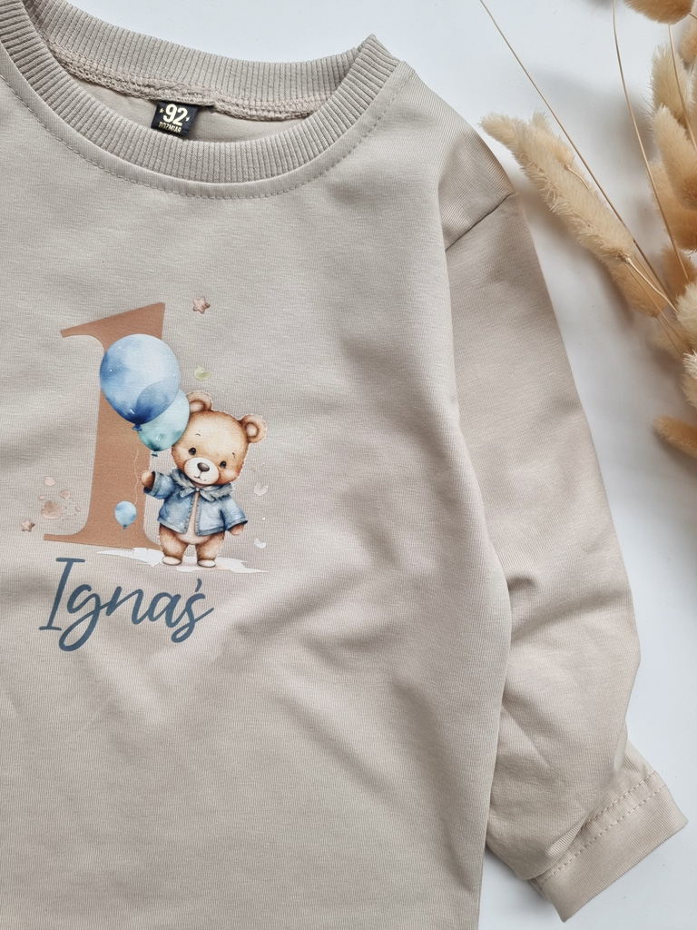 Koszulka dziecięca urodzinowy miś w kurteczce