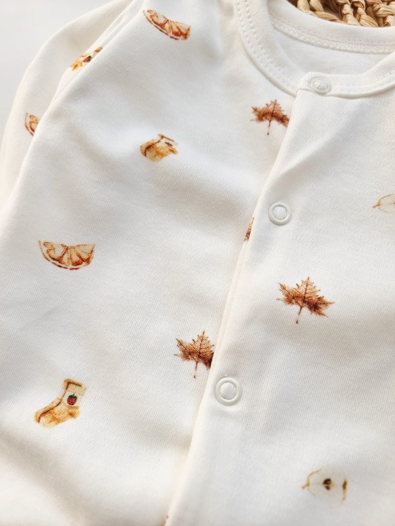 Bawełniany pajac niemowlęcy ze stópkami złota jesień - obrazek 4