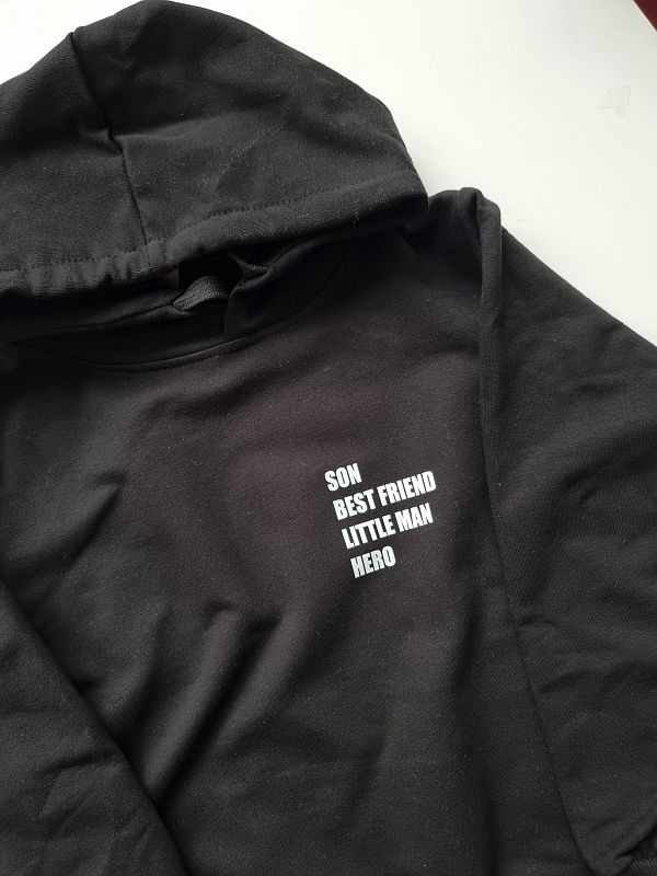 Bluza z kapturem czarna son-hero rozmiar 104