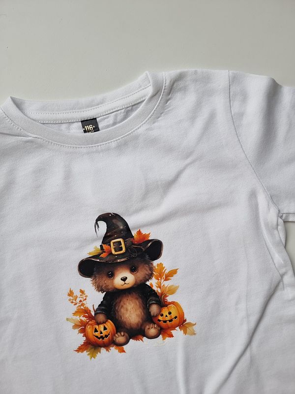 Koszulka biała krótki rękaw hallowinowy misio rozmiar 116