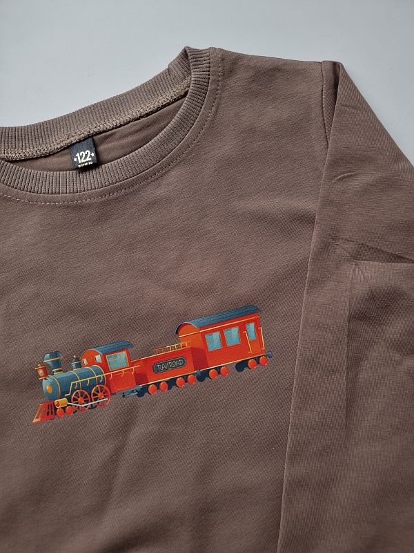 Koszulka kawowa długi rękaw ciuchcia rozmiar 122