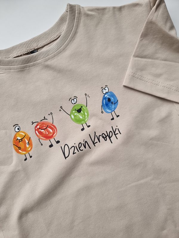 Koszulka beżowa krótki rękaw dzień kropki rozmiar 128