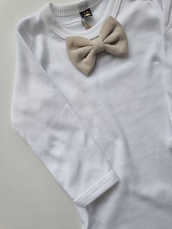 Body białe długi rękaw mucha beżowa rozmiar 74