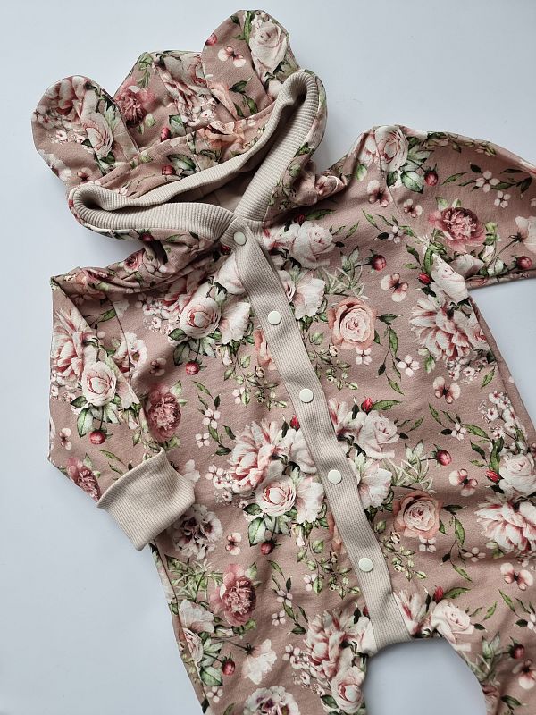 Kombinezon niemowlęcy z kapturem i uszkami kwiaty rozmiar 68