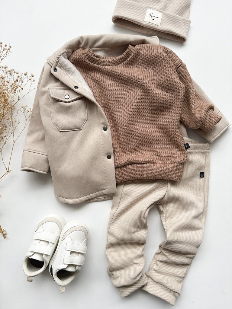 Sweter dziecięcy kawowy