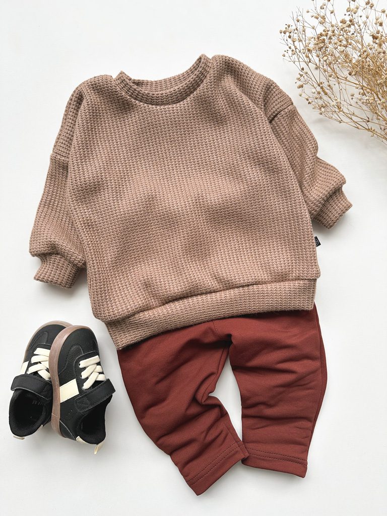 Sweter dziecięcy kawowy - obrazek 3