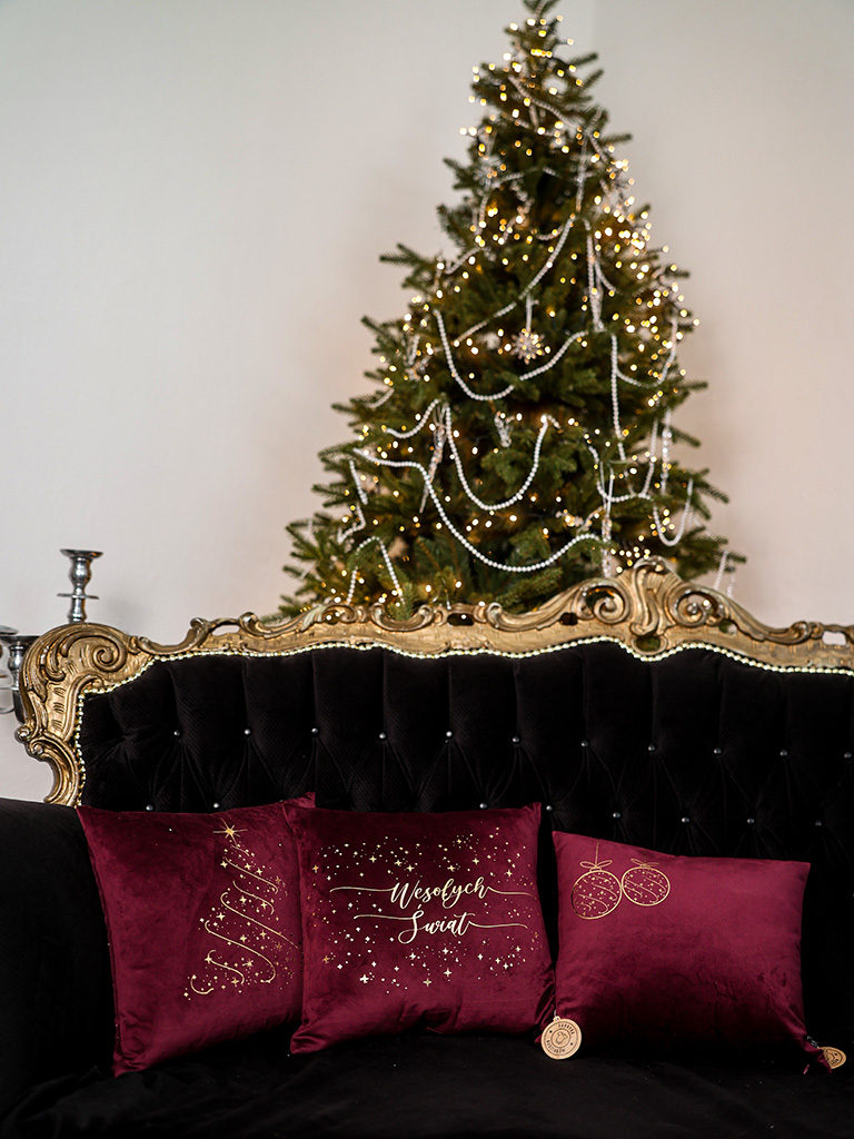 Zestaw 3 poduszek welurowych ze świątecznymi nadrukami