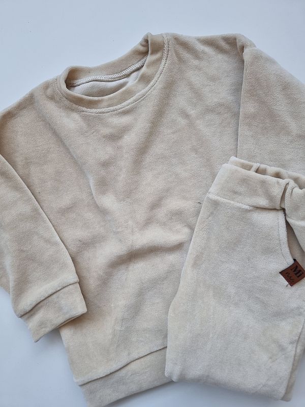 Komplet welurowy beżowy rozmiar 92