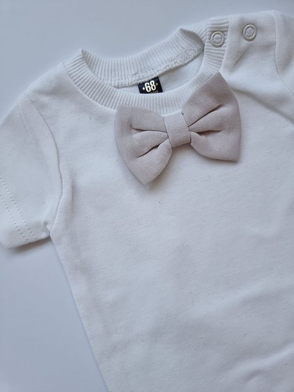 Body ecru krótki rękaw jasno beżowa mucha rozmiar 68