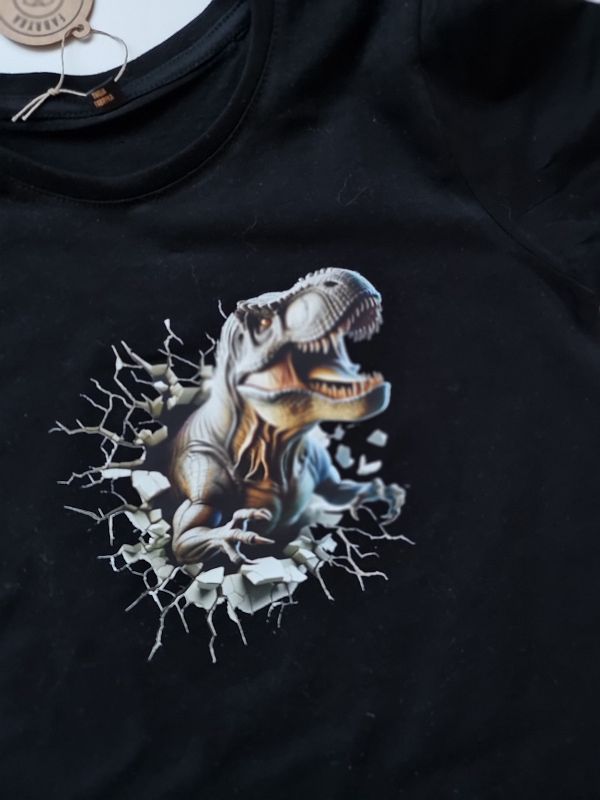 Koszulka czarna krótki rękaw dinozaur rozmiar 140