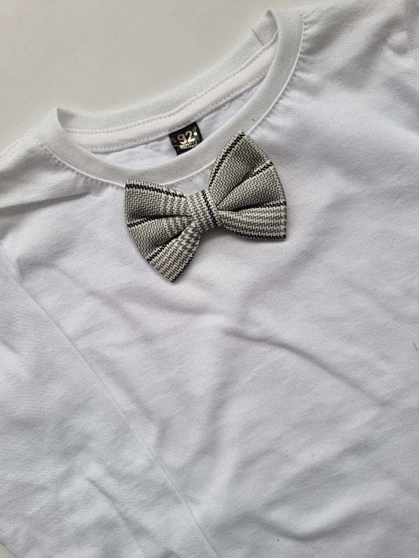 Koszulka biała długi rękaw mucha w kratę rozmiar 98