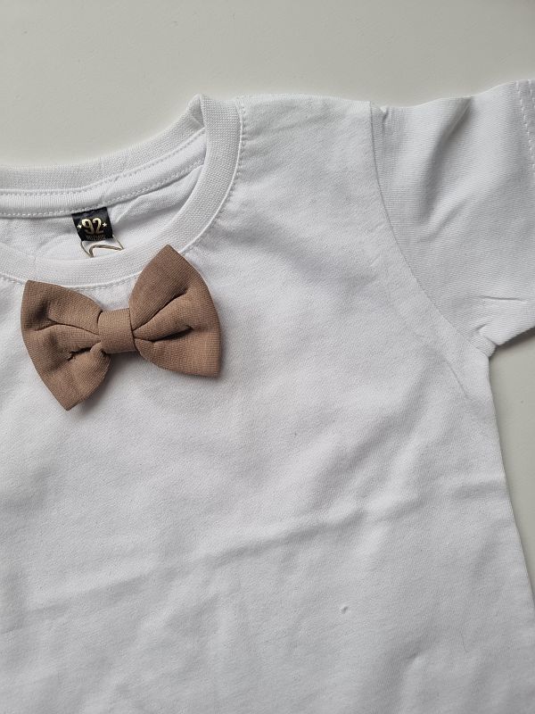 Koszulka biała krótki rękaw kawowa mucha rozmiar 92