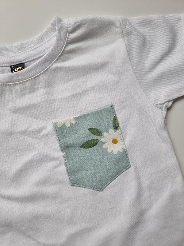 Koszulka biała krótki rękaw kieszonka rozmiar 92