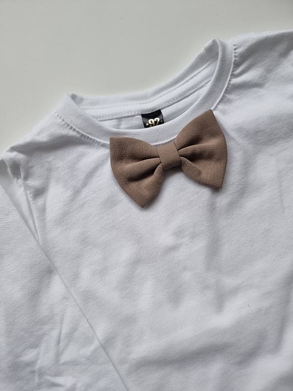 Koszulka biała długi rękaw kawowa mucha rozmiar 92