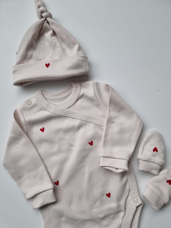 Zestaw w serduszka rozmiar 68