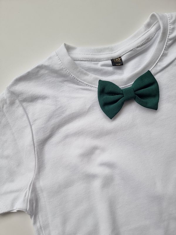 Koszulka biała krótki rękaw zielona mucha rozmiar 140