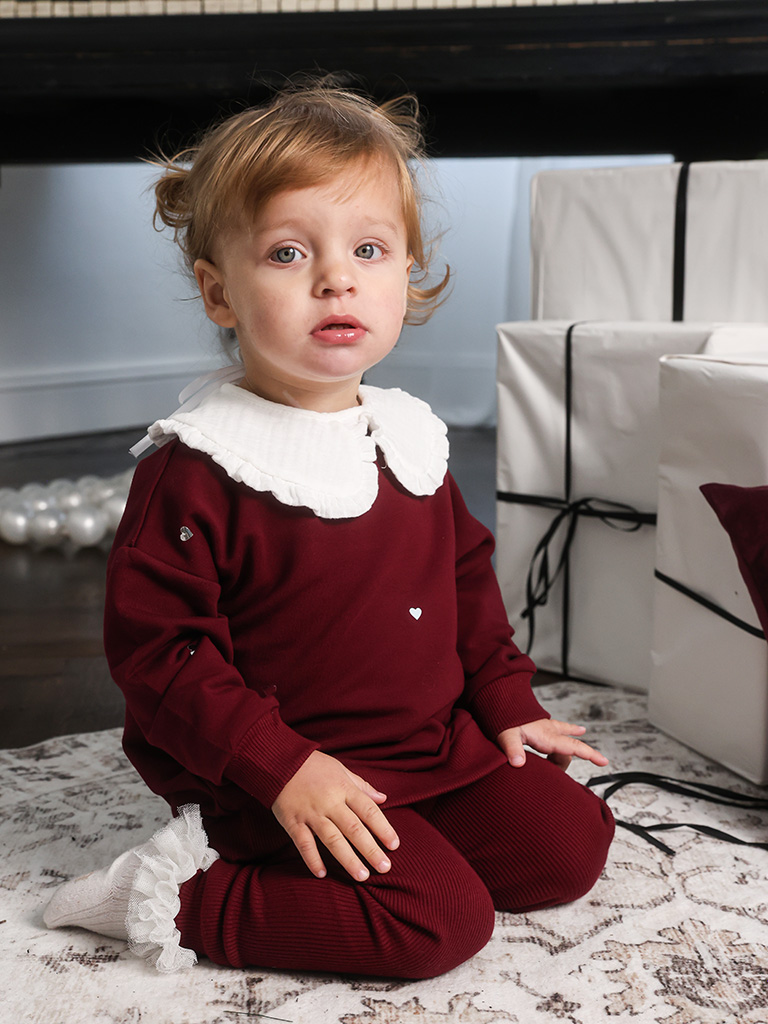 Bordowy komplet srebrne serduszka bluza + getry prążek