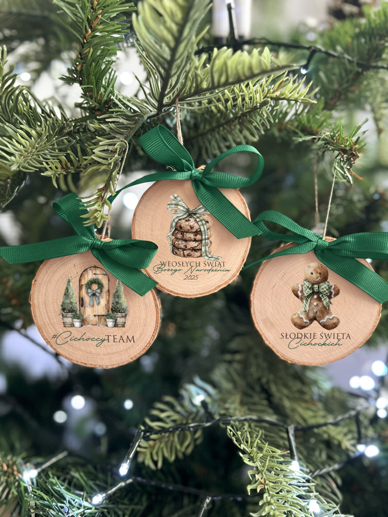 Drewniane bombki ze świątecznymi nadrukami #Twój Team