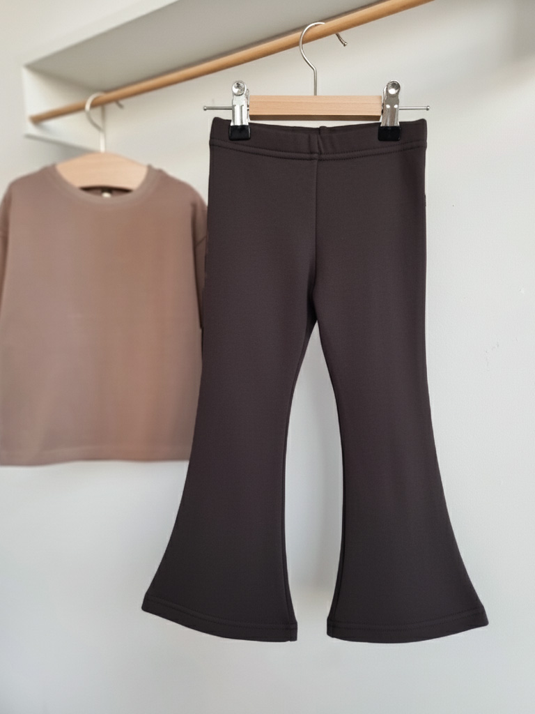 Spodnie dziecięce dzwony brązowe