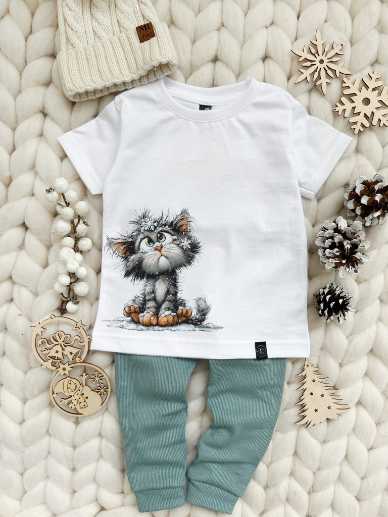 Koszulka dziecięca kotek w śniegu