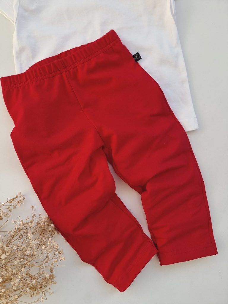 Dziecięce spodnie od piżamy czerwone
