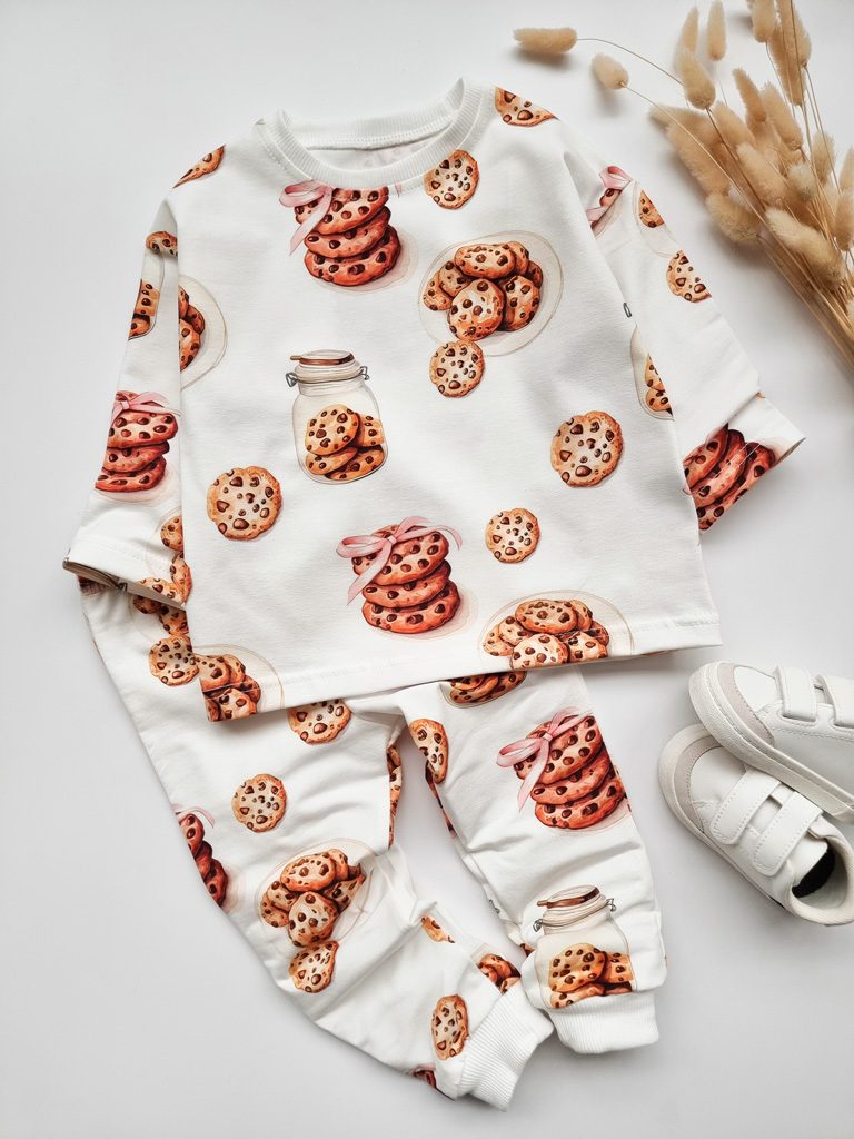 Komplet dla dziecka ciastka koszulka + spodnie - obrazek 4