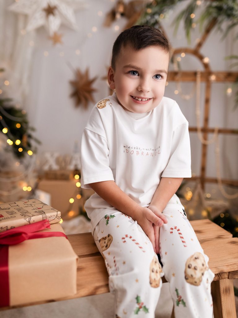 Piżama dla dziecka z nadrukiem mleczko, ciasteczko i dobranoc