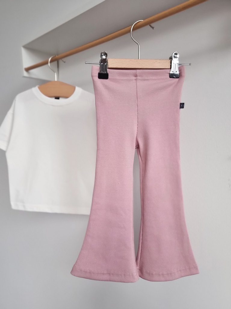 Spodnie dziecięce prążkowane dzwony brudny róż