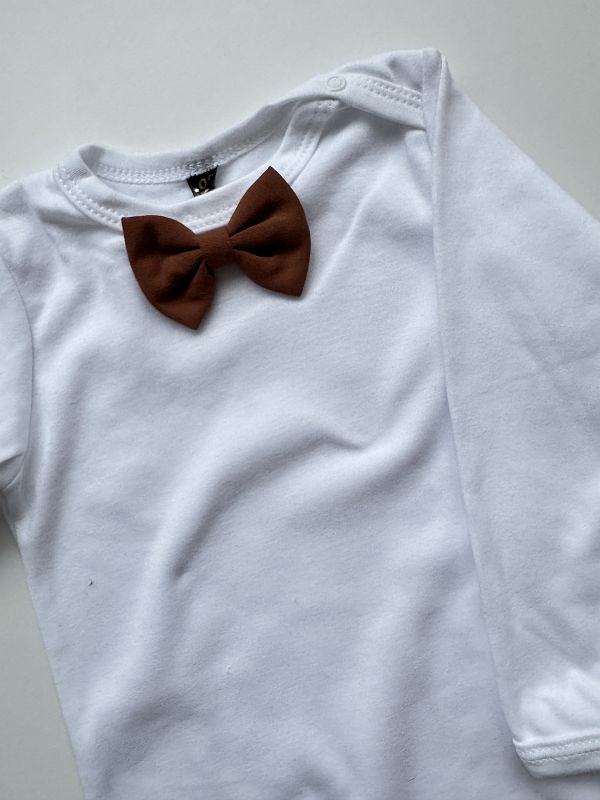 Body białe długi rękaw cynamonowa mucha rozmiar 98