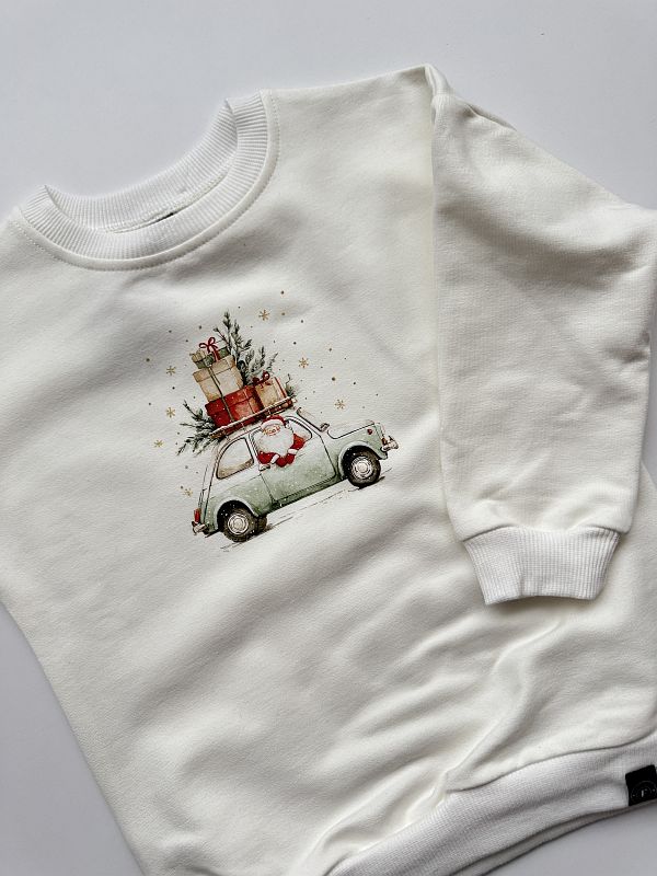 Bluza ecru z mikołajem w aucie 98