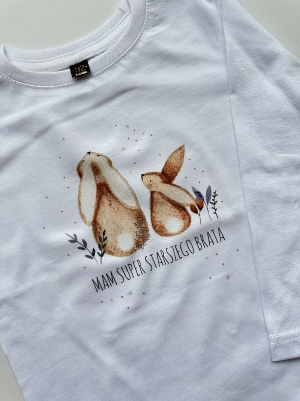 Koszulka biała długi rękaw mam super starszego brata rozmiar 92