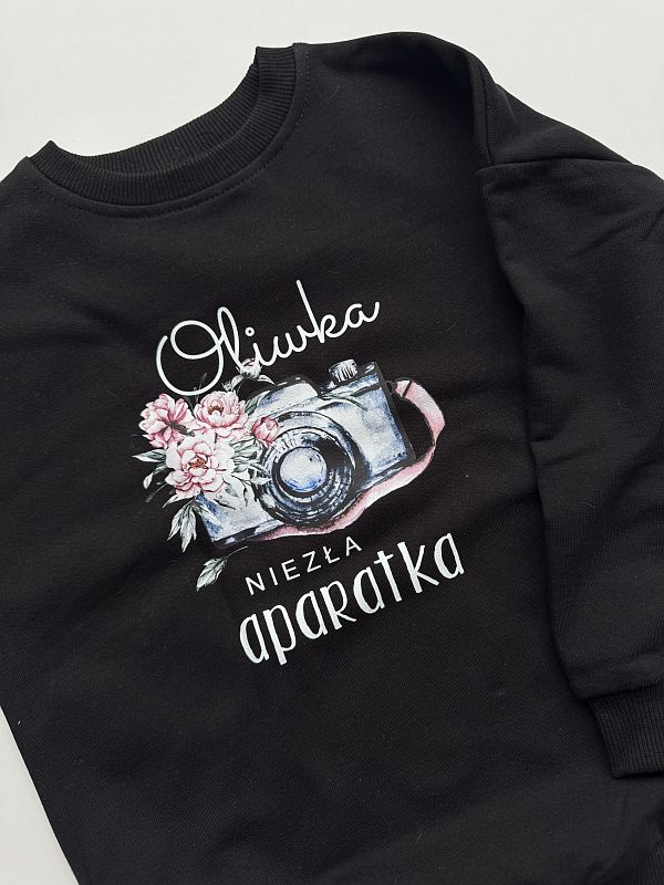 Bluza czarna Oliwka niezła aparatka rozmiar 104