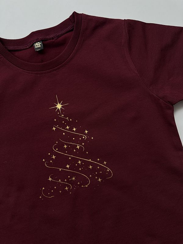 Koszulka bordowa ze złotą choinką 140