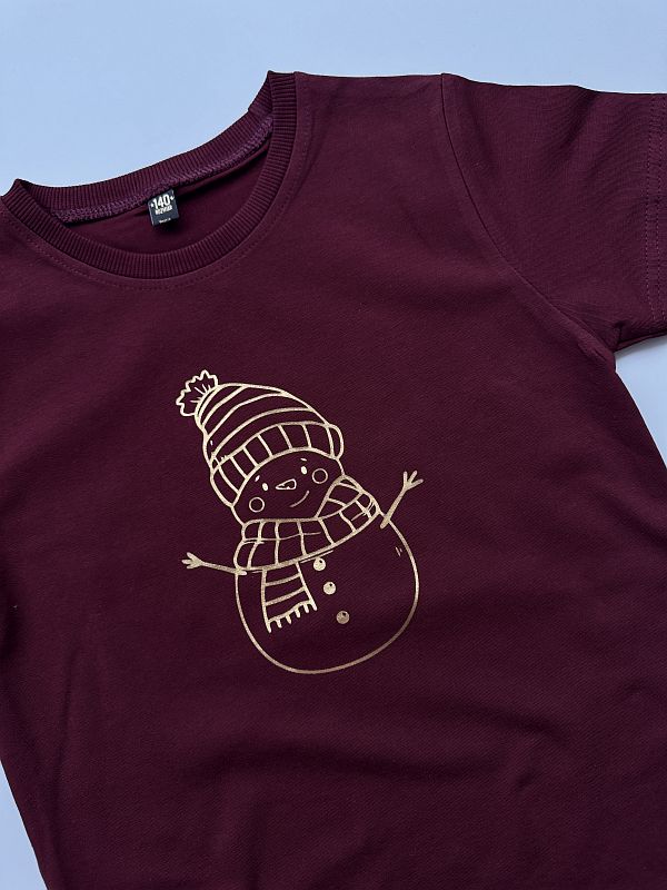 Koszulka bordowa ze złotym bałwankiem 140