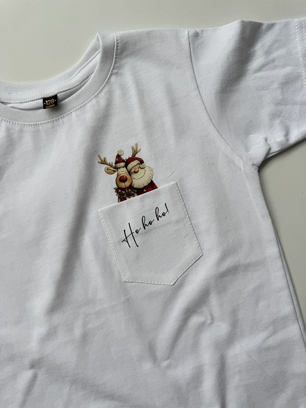 Koszulka z mikołajem i reniferem w kieszonce 128