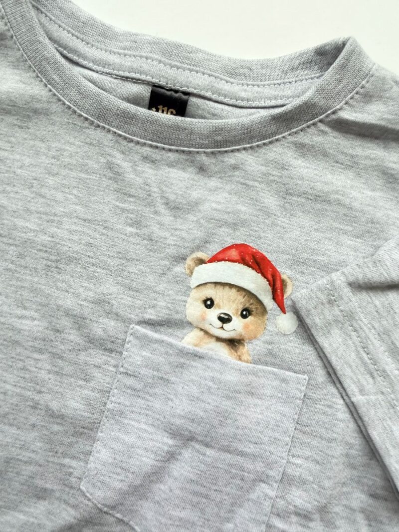 Koszulka szara z misiem w kieszonce rozmiar 116